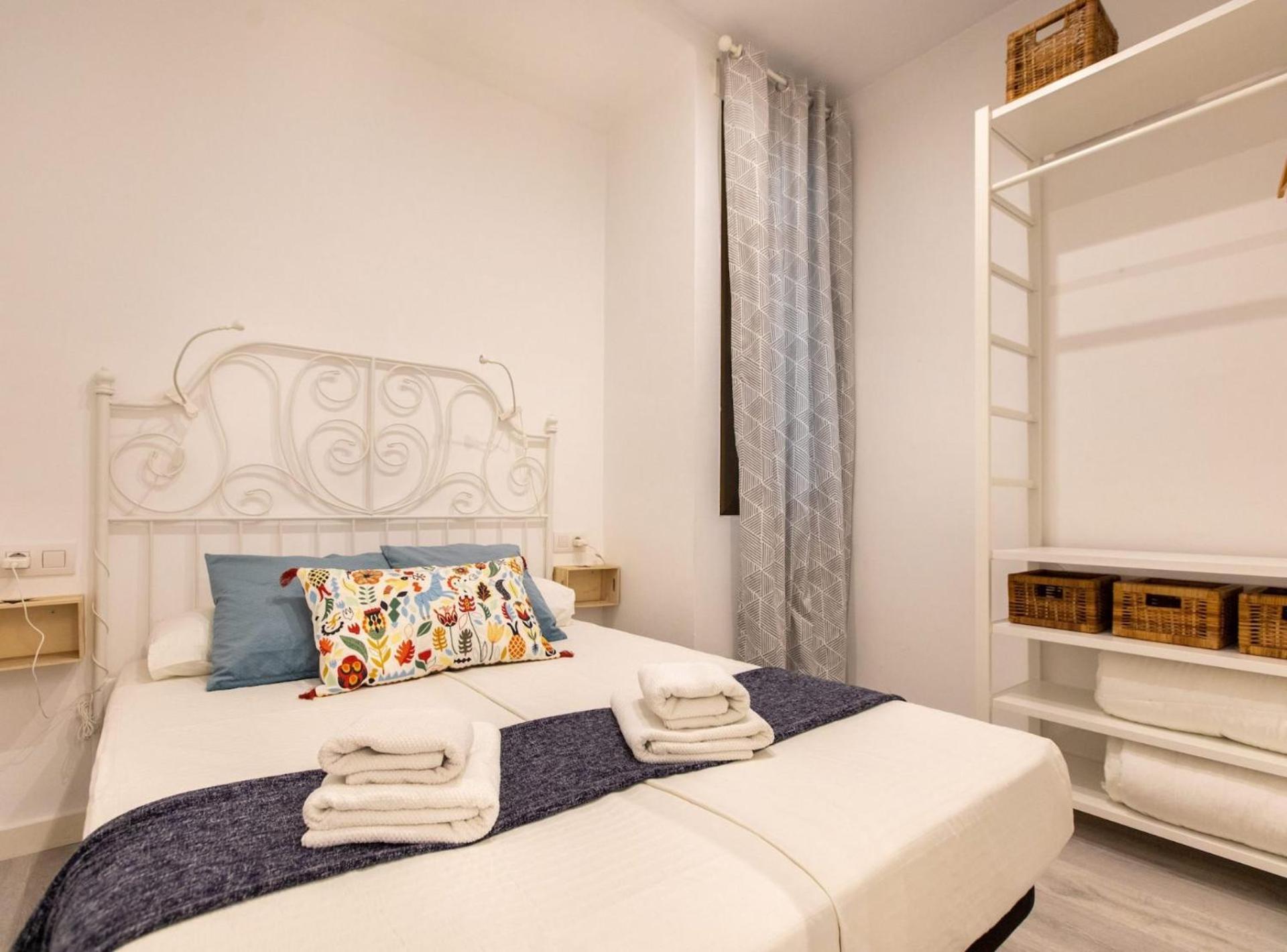 Pere Serafi 2 Bedroom Apartment 巴塞罗那 外观 照片